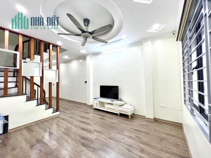Cơ hội có 1-0-2 :  nhà Bạch Mai , 55m2 , 5,2 tỷ , mặt tiền to , ngõ cực dễ tìm