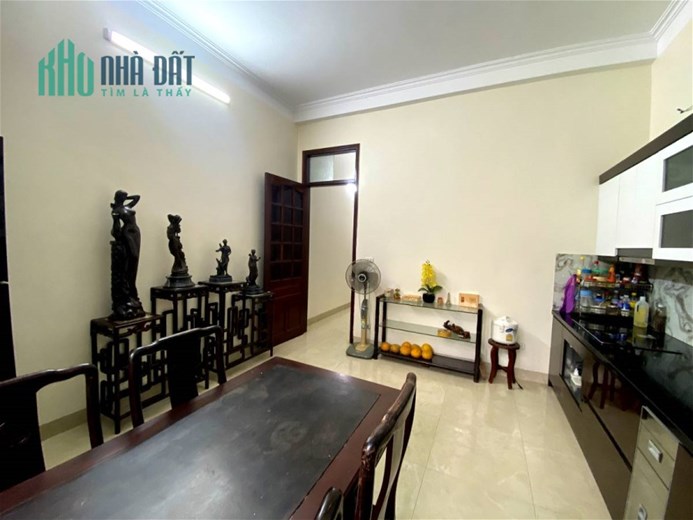 Bán Nhà Phố Mai Dịch Quận Cầu Giấy. 78m Xây 5 Tầng Mặt Tiền 4.5m Nhỉnh 12 Tỷ. Cam Kết Ảnh Thật Mô