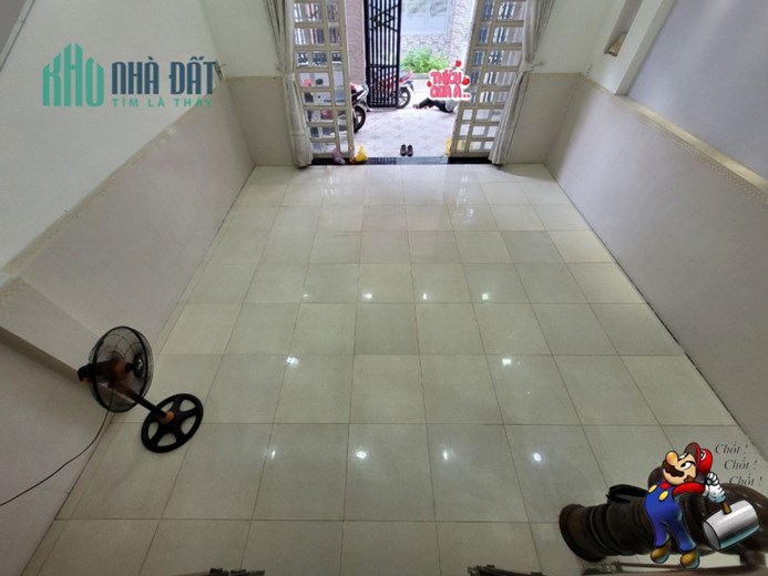 XE HƠI ĐỖ CỬA - NGAY CVPM QUANG TRUNG QUẬN 12, NGANG 5M, NỞ HẬU TÀI LỘC, 2 TẦNG, CHỈ HƠN 5 TỶ.