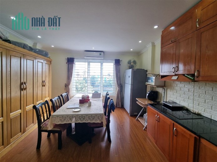 Bán Nhà Mặt Phố Hồ Văn Chương Quận Đống Đa. 33m Xây 6 Tầng Mặt Tiền 4.1m Nhỉnh 10 Tỷ. Cam Kết Ảnh