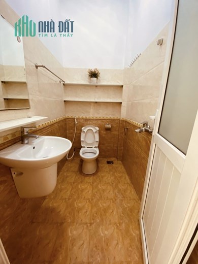 Gia đình có 3 phòng cho thuê tại 537/30 Nguyễn Oanh, P.17, Gò Vấp