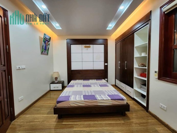 TRUNG TÂM  BA ĐÌNH - MẶT PHỐ VĨNH PHÚC - KINH DOANH. 80M X 7 TẦNG. GIÁ 25 TỶ.