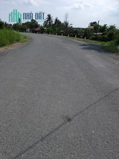 Bán gấp lô đất thổ mặt tiền Đê bao sông vàm cỏ Tây giá  680 triệu