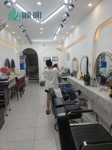Bán Nhà Phân Lô Phố Nguyễn Thị Định Quận Cầu Giấy. 35m Xây 6 Tầng Giá 10 Tỷ. Kinh Doanh Đỉnh. Cam