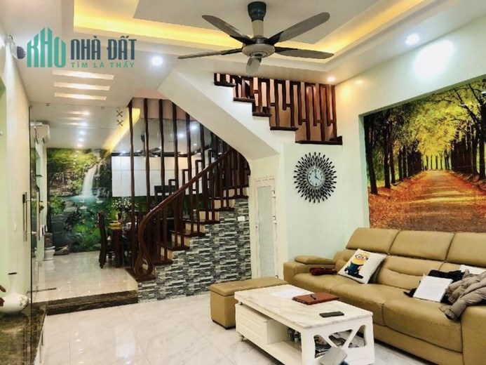 Ô tô tránh, phố Nam Dư 52m2 nhà 4T, cần bán gấp giá 4.3 tỷ