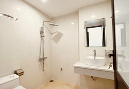 Bán nhà riêng phân lô  Hoàng Văn Thái 40m 5 tầng lô góc 2 thoáng gần phố ở ngay chỉ 6 tỷ lh