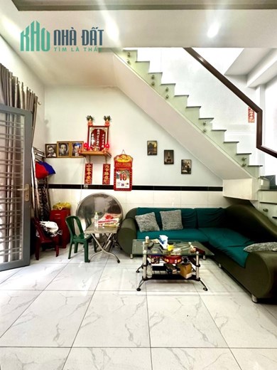 Bán Gấp nhà đường số 18B Bình Tân HXH sát mặt tiên 30m2,2Tầng  Nhỉnh 2 tỷ