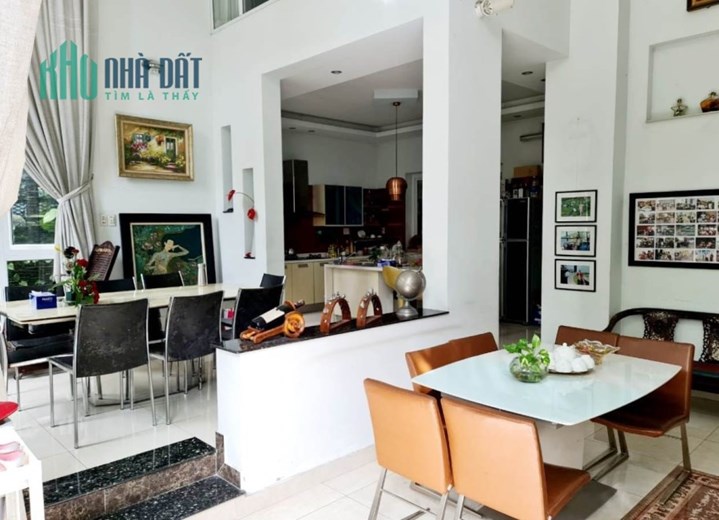 BIỆT THỰ MẶT PHỐ- TT TÂN PHÚ - 200M2, 4 TẦNG, NGANG 12M - CHÍNH CHỦ GẤP BÁN