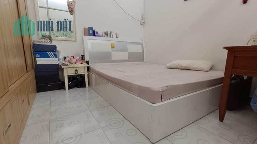BÁN NHÀ QUẬN 8 – 60M2 - 3 TẦNG- HẺM XE HƠI - GIÁ RẺ - NHỈNH 5 CÒN BỚT