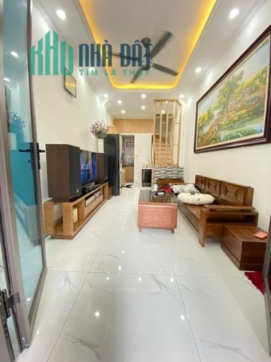 Bán nhà Nam Dư đẹp long lanh 32m 4 tầng nhỉnh 2 tỷ hơn 50m ra oto