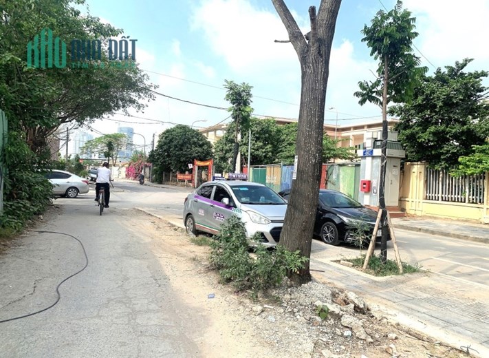 Bán đất NHÂN MỸ, MỸ ĐÌNH tặng nhà 5T, 82m, ô tô, Kinh doanh, chỉ hơn 6 tỷ