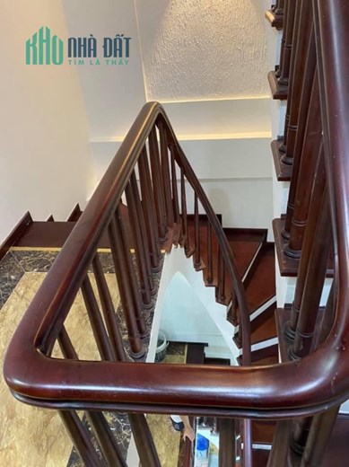 Bán nhà phố nguyễn khang diện tích 60 m2,xây 6 tầng thang máy mới đẹp ô tô vào giá 15,5 tỷ