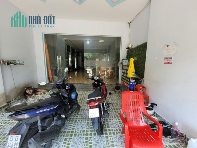 Bán nhà KDC Long Sơn, Long Bình, Thủ Đức, DT 115m2, đường ô tô tránh nhau, giá chỉ hơn 5 tỷ.