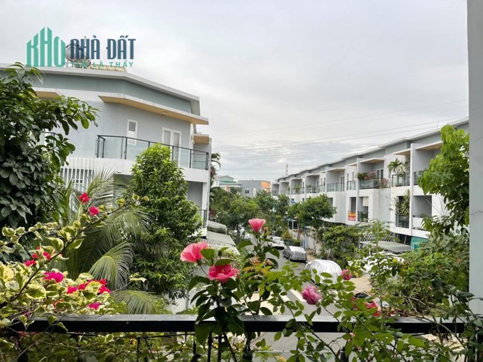 NHÀ CHO THUÊ NGUYÊN CĂN - MEGE VILLAGE - 100M2 - 3 TẦNG - 4 PN - 14TR.THÁNG