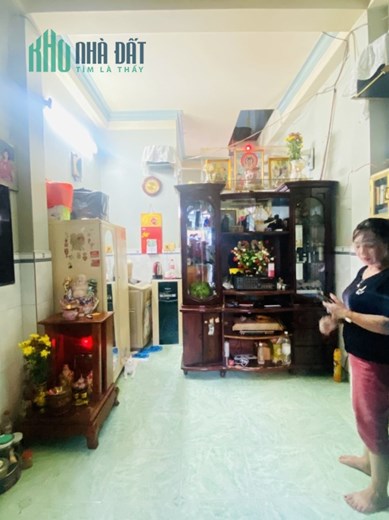 296 Nguyễn Văn Lượng - P17 - Ngay LOTTE .Nhà 2 tầng 27m2 - Giá Chỉ 2 tỷ 2 thương lượng. sổ hồng