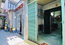 296 Nguyễn Văn Lượng - P17 - Ngay LOTTE .Nhà 2 tầng 27m2 - Giá Chỉ 2 tỷ 2 thương lượng. sổ hồng