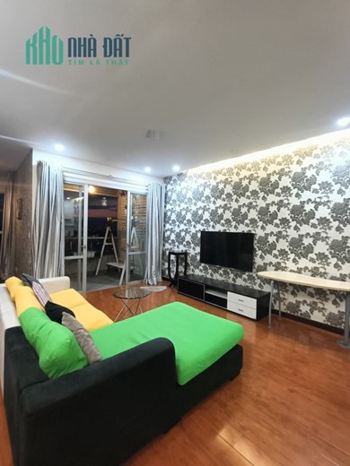 Cho thuê căn hộ The Everich , Đường 3/2, Phường 15, Quận 11 :  115m2, 2PN, 2WC, Full nội thất