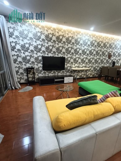 Cho thuê căn hộ The Everich , Đường 3/2, Phường 15, Quận 11 :  115m2, 2PN, 2WC, Full nội thất