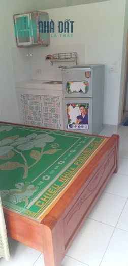 Cho thuê phòng lầu 1 có ban công rộng mát