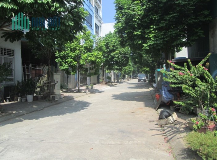 Tôi bán đất Hàng Bè Mậu Lương gần công viên 50m2 chỉ 5.68 tỷ. Lh 098962.6116