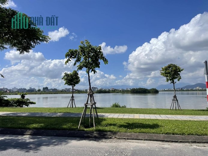 GẤP BÁO!...BÁN NHANH BIỆT THỰ 3 TẦNG, DIỆN TÍCH 300 m2 (15 x 20) KĐT NAM VIỆT Á - ĐÀ NẴNG CHỈ 15 TỶ.