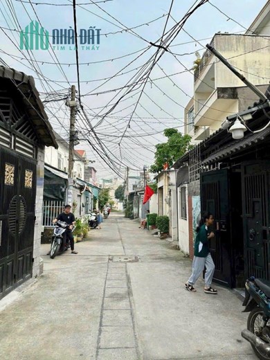 Cần Bán Nhà HXH Gần Đường Tô Ký. Quận 12, Ngang 16m. 356m2. Gía Rẻ