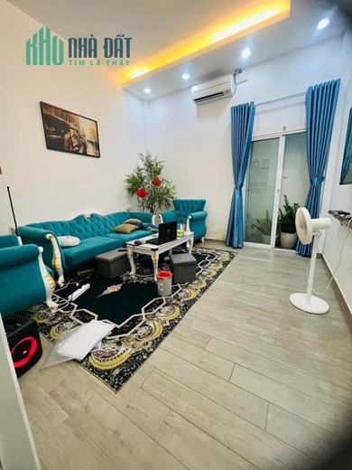 Bán nhà HXH Quận 10 50m2 nở hậu 3 tầng 6PN mặt tiền kinh doanh chỉ 5T