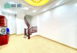 BÁN NHÀ PHỐ HỒNG MAI-HAI BÀ TRƯNG-Đ GÓC-GẦN Ô TÔ-NỘI THẤT ĐẸP-Ở NGAY-DT 34M2x5T-GIÁ 4,2 TỶ