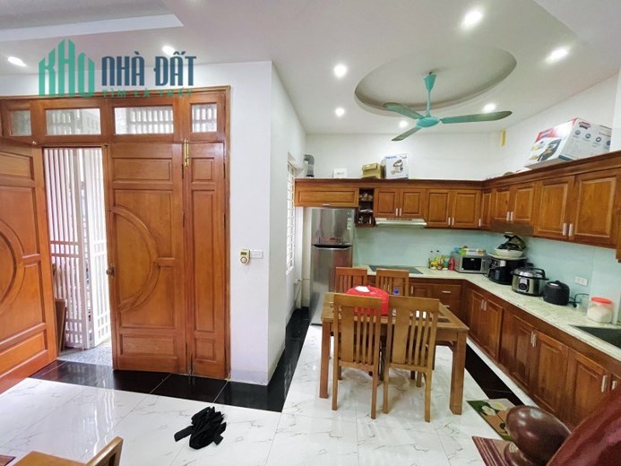 Cực rẻ. Bán nhà Xa La, Hà Đông. 33m2  x 5 Tầng. 5 NGỦ. LÔ GÓC. Ô TÔ. Hơn 3 Tỷ. 0968084286