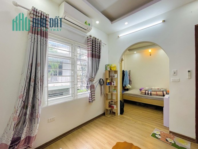 Cực rẻ. Bán nhà Xa La, Hà Đông. 33m2  x 5 Tầng. 5 NGỦ. LÔ GÓC. Ô TÔ. Hơn 3 Tỷ. 0968084286