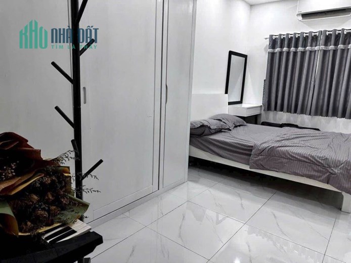 NHÀ MẶT TIỀN HẺM KINH DOANH - XE HƠI 7 CHỖ CHẠY NGANG - TT.BÌNH THẠNH - 3.X TL