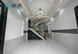 NHÀ SÁT MẶT TIỂN THÔNG NGUYỄN VĂN TRỔI .