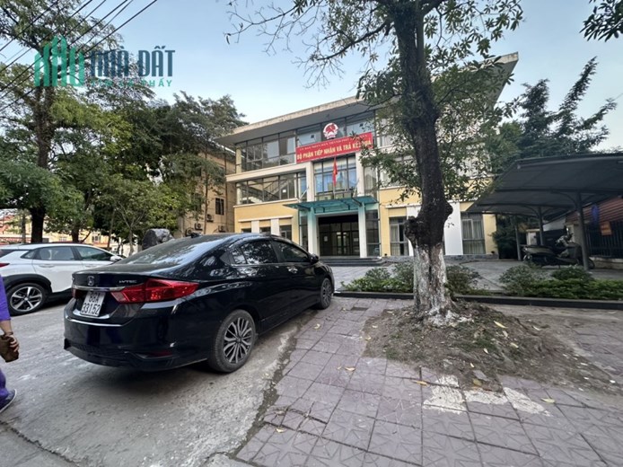 Cho thuê nhà 3 tầng Tích Sơn, Vĩnh Yên, Giá 11tr/tháng