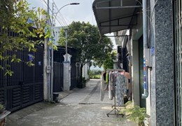 Cho thuê nhà gần đường Nguyễn Ái Quốc, khu dân cư đồng đúc .