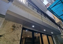 SIÊU PHẨM 7 TẦNG THANG MÁY HỒ BA MẪU QUẬN ĐỐNG ĐA DT:45M2 MT:5M GỒM 4 PHÒNG NGỦ RỘNG THOÁNG GẦN HỒ