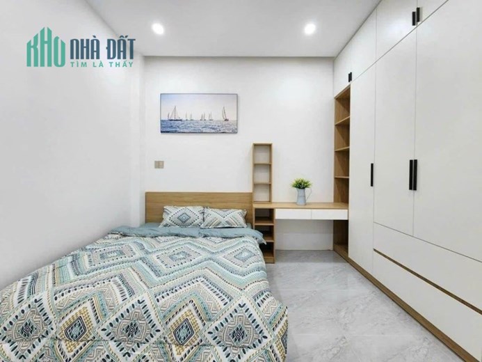 Nhà Lê Trọng Tấn full nội thất, 39m2, giá 3.95 tỷ