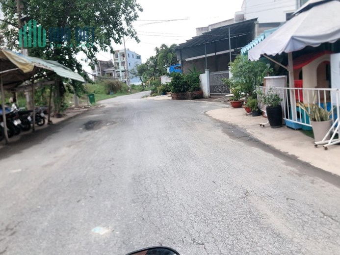 [HẺM XE TẢI ĐƯỜNG LÊ VĂN LƯƠNG] - CHÍNH CHỦ 1 ĐỜI CHƯA QUA ĐẦU TƯ - XE TẢI NGŨ 2 CHIẾC TRONG NHÀ