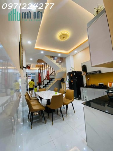 CẦN BÁN NHÀ MẶT TIỀN KINH DOANH PHƯƠC BÌNH - THỦ ĐỨC -
88M2 [ 4 X 22 ] 4PN - 5WC  NHÀ HOÀN CÔNG ĐỦ