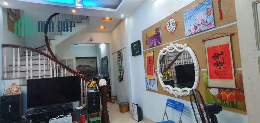 Bán nhà Kim Giang, 52m2 x 5 Tầng, Ôtô tránh cách 20m, kinh doanh, giá 5.56 tỷ 3 mặt thoáng.