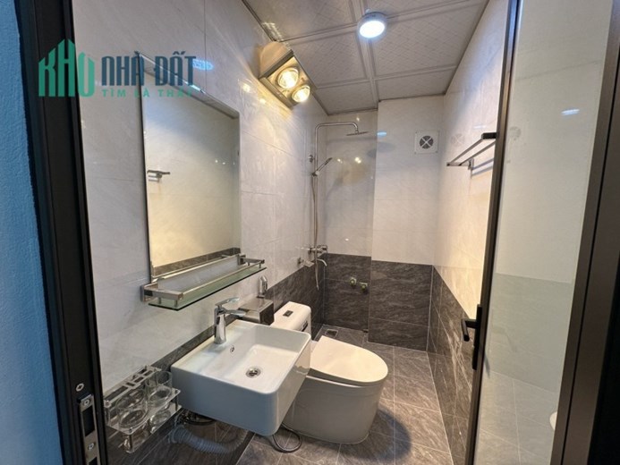 Bán nhà Ngọc Thụy,Long Biên mới 50m2,4 tầng,Mt4m,oto đỗ cửa nhỉnh 6 tỷ