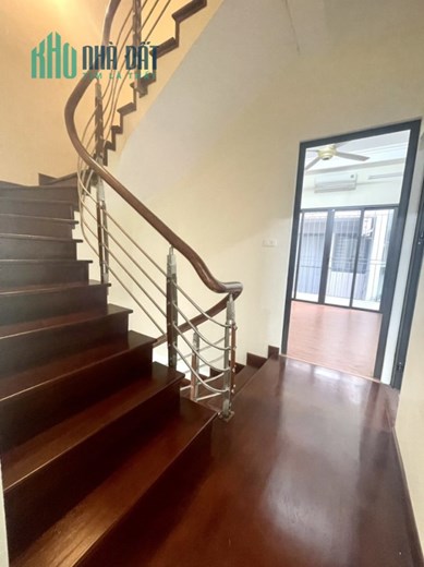 Bán gấp nhà phố Hoàng Văn Thái, Thanh Xuân. 50m2 x 5 Tầng. MT 5m. PHÂN LÔ. GARA. HƠN 9 TỶ.