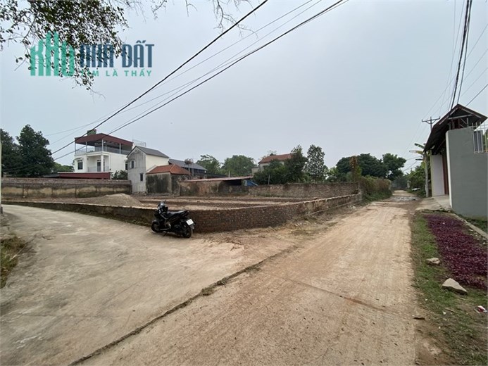 Chỉ cách Quốc Lộ 3: 200m. Bán ngay 120m tại Hương Ninh - Hồng Kỳ - Sóc Sơn - HN. Trục Chính