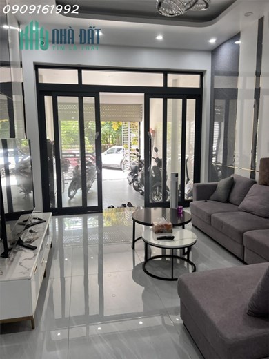 Nhà mặt đường khu Quán Nam độc lập sân cổng 86m2 chỉ 6,6 tỷ