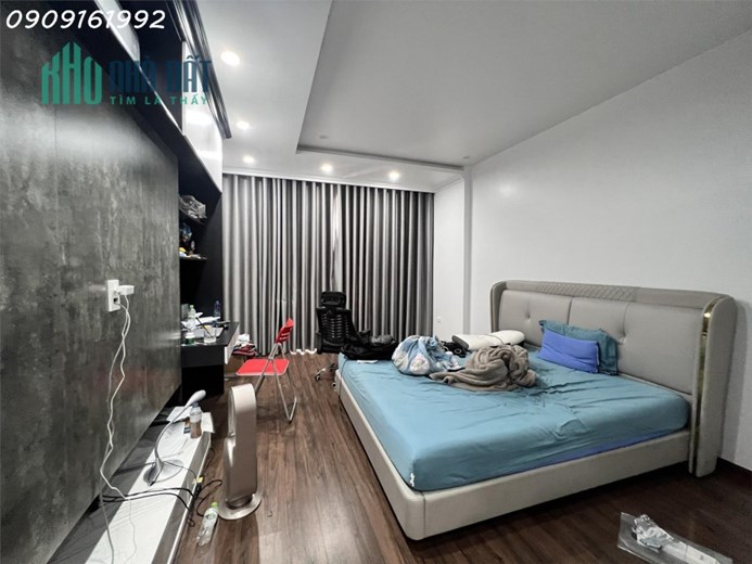 Nhà mặt đường khu Quán Nam độc lập sân cổng 86m2 chỉ 6,6 tỷ