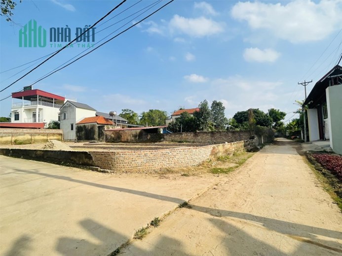 Chỉ nhú 1 tỷ có ngay 120m trục chính Hương Ninh-Hồng Kỳ-Ss cách QL 3 chỉ hơn 100m.