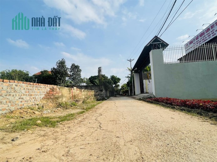Chỉ nhú 1 tỷ có ngay 120m trục chính Hương Ninh-Hồng Kỳ-Ss cách QL 3 chỉ hơn 100m.