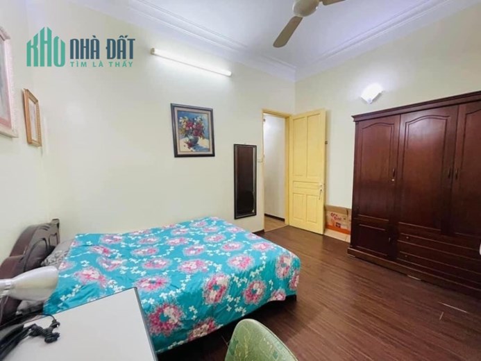 Bán nhà PL Hoàng Sâm - Cầu Giấy- DT 69m x 4T Ô tô Tránh Dân Xây Giá tốt 13 tỷ