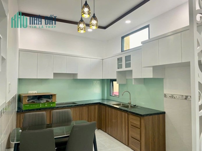 Bán nhà 4 tầng mặt tiền đường Hương Lộ Ngọc Hiệp , Nha Trang 3 tỷ 780 triệu