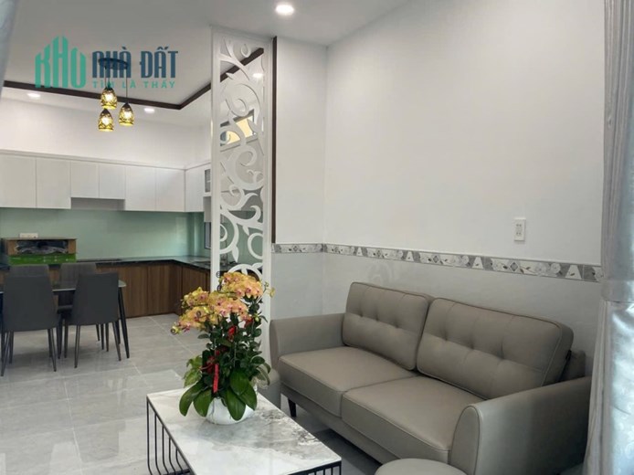 Bán nhà 4 tầng mặt tiền đường Hương Lộ Ngọc Hiệp , Nha Trang 3 tỷ 780 triệu