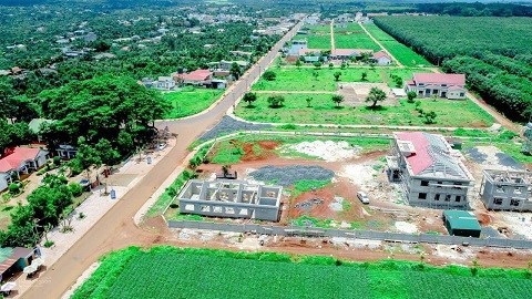 CẦN BÁN CẮT LỖ 2 LÔ ĐẤT RẤT ĐẸP NGÀY XƯA TRÚNG ĐẤU GIÁ NẰM TẠI KHU QUY HOẠCH HÀNH CHÍNH HUYỆN KRÔNG